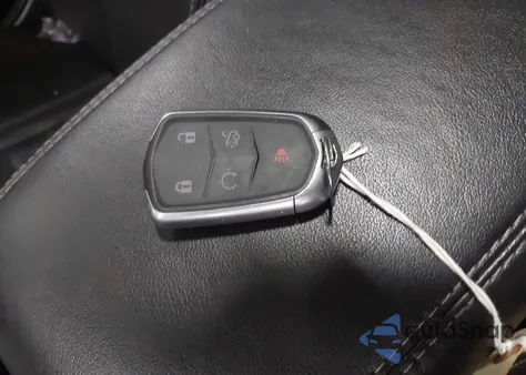 2015 Cadillac Srx Luxury Collection z USA, uszkodzony, nr VIN 3GYFNEE38FS625219